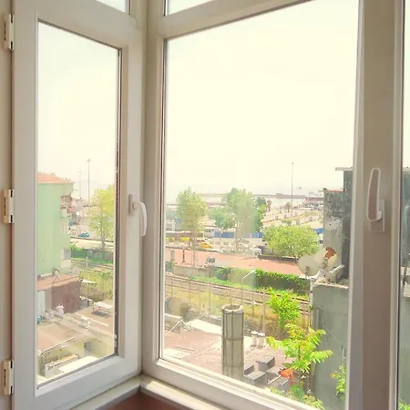 Simge Istambul